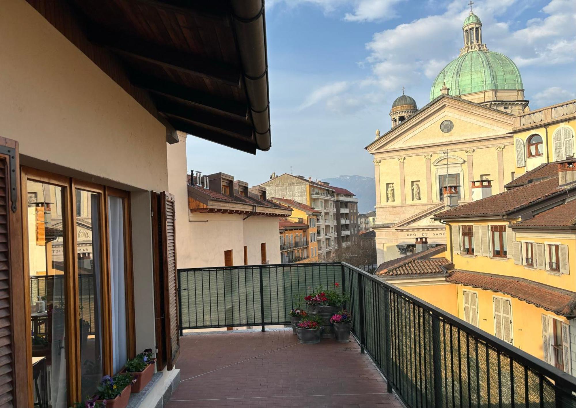 La Terrazza Verbania Exterior foto